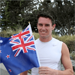 Kiwi Breaks Golf World Record
